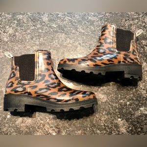 Leopard Print Rain Boot Size 7